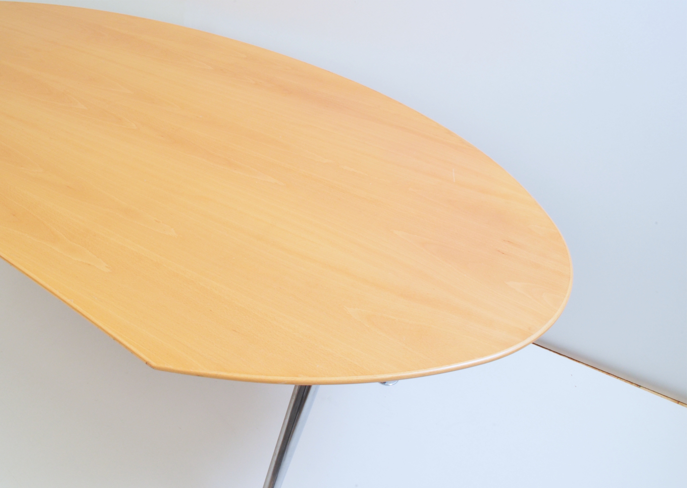 Schreibtisch 210 cm - Echtholzfurnier Buche - König + Neurath