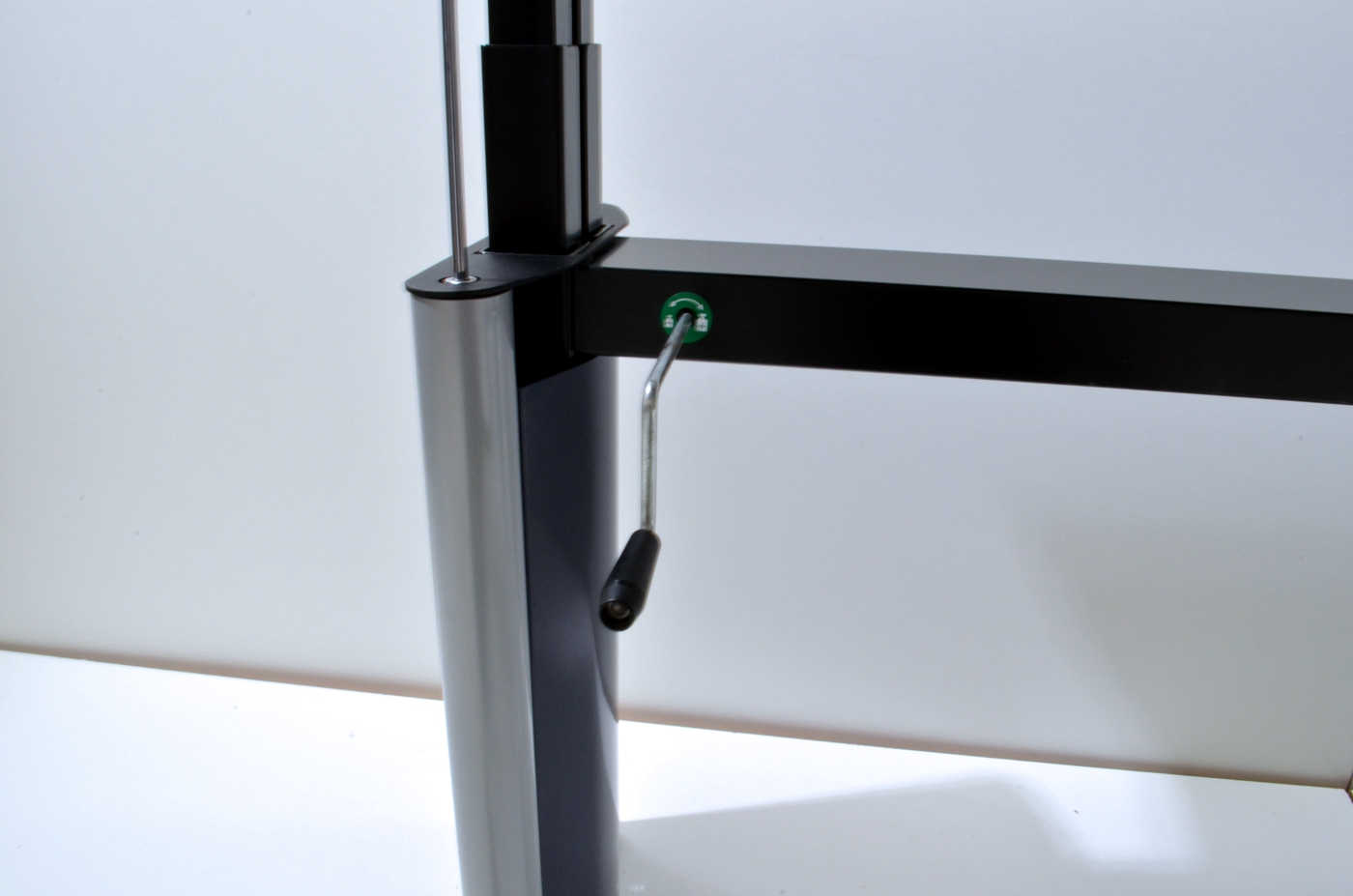 King Metra Lift - Schreibtisch 200 cm - höhenverstellbar - König + Neurath