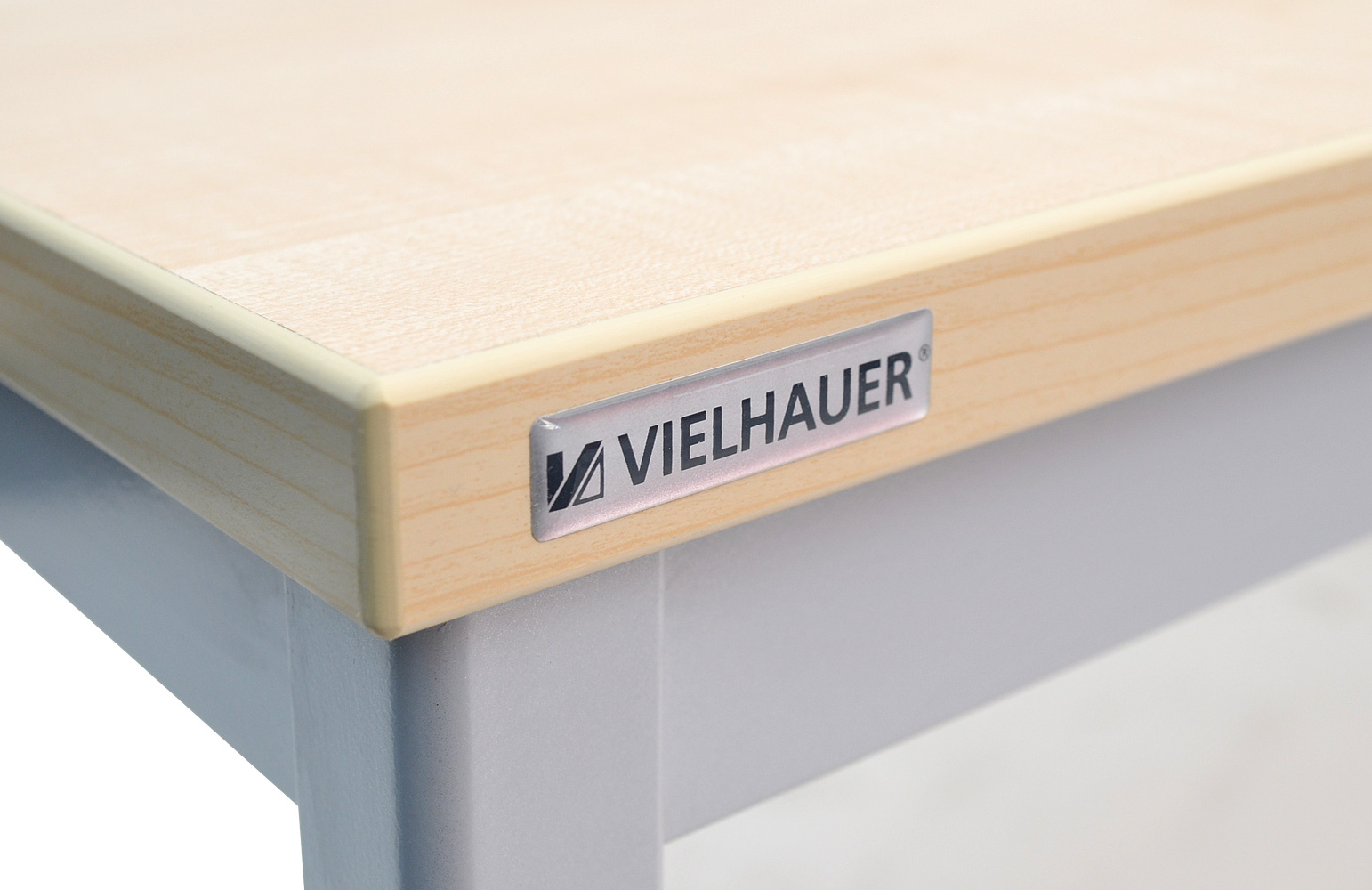Vielhauer - Beistelltisch - 180 cm - Dekorplatte: Ahorn - Gestell: 4-Kant alufarbig