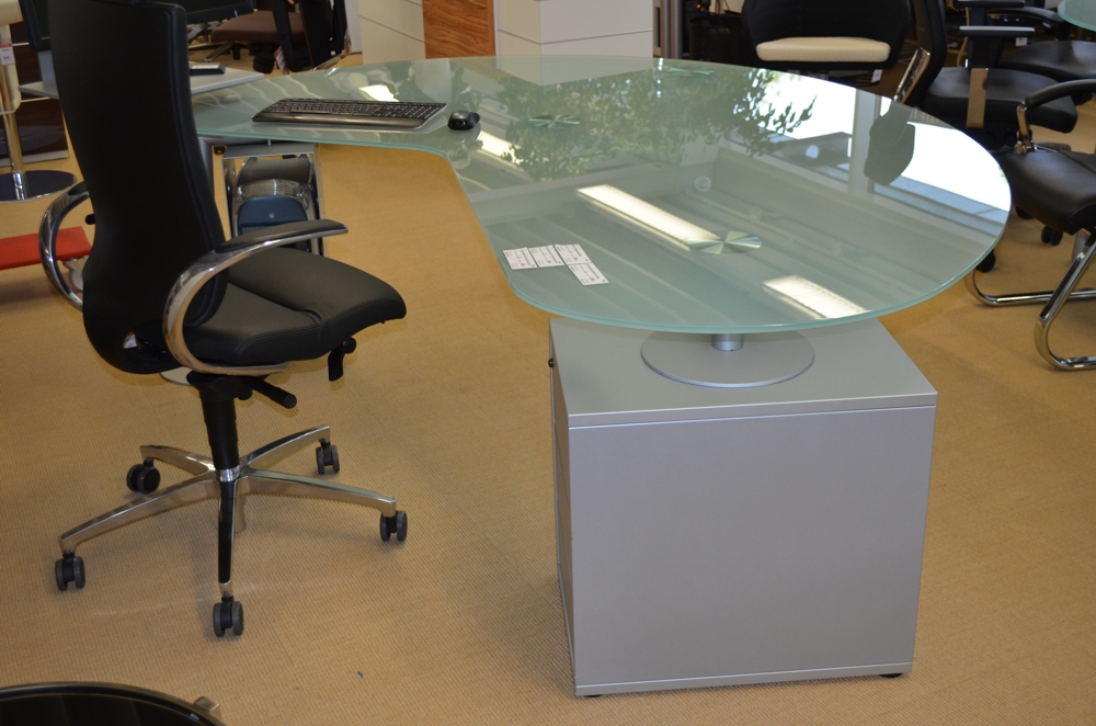 Isotta 703 - Design Schreibtisch - Ultom