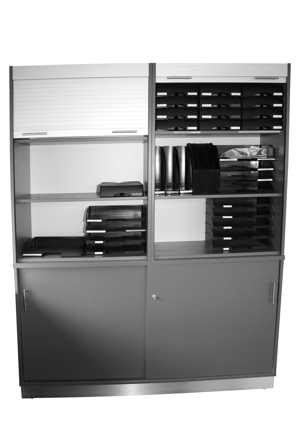 Schrank - 160 x 47 cm - Höhe 206 cm - abschließbar - 2 x Rollladen