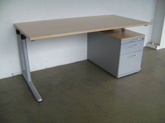 Schreibtisch - 160 cm - Werndl
