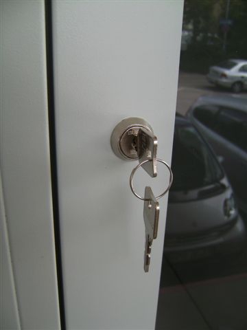 Spind / Schließfachschrank - 6 Abteile - lichtgrau - Ceha