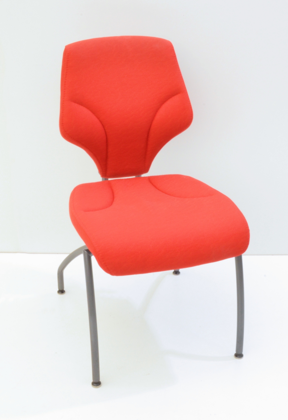 Giroflex 64-3204 Besucherstuhl - rot/anthrazit