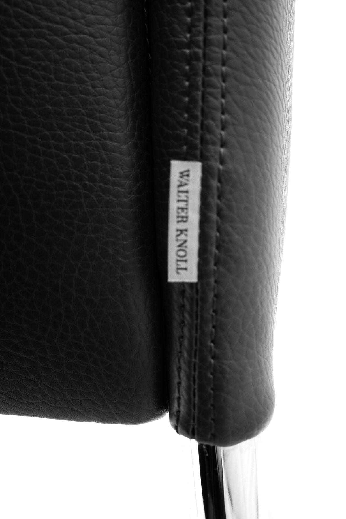 Walter Knoll - Stuhl mit Armlehnen - geeignet als Konferenz- oder Empfangsstuhl - sehr hochwertig -