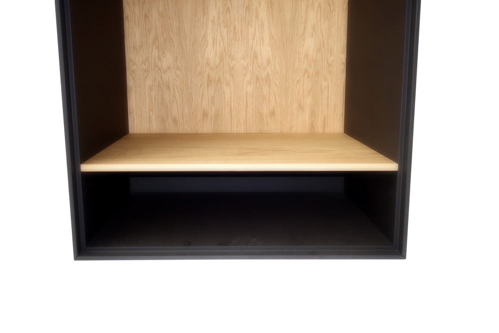 MB Garderobe - Echtholz Wildeiche Furnier - Kleiderstange - Schuhablage