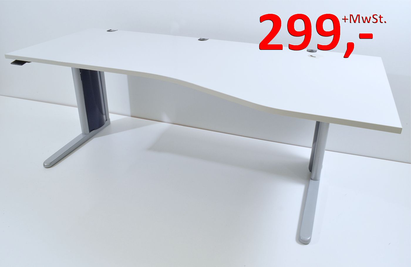 Schreibtisch 200 cm - höhenverstellbar - König + Neurath