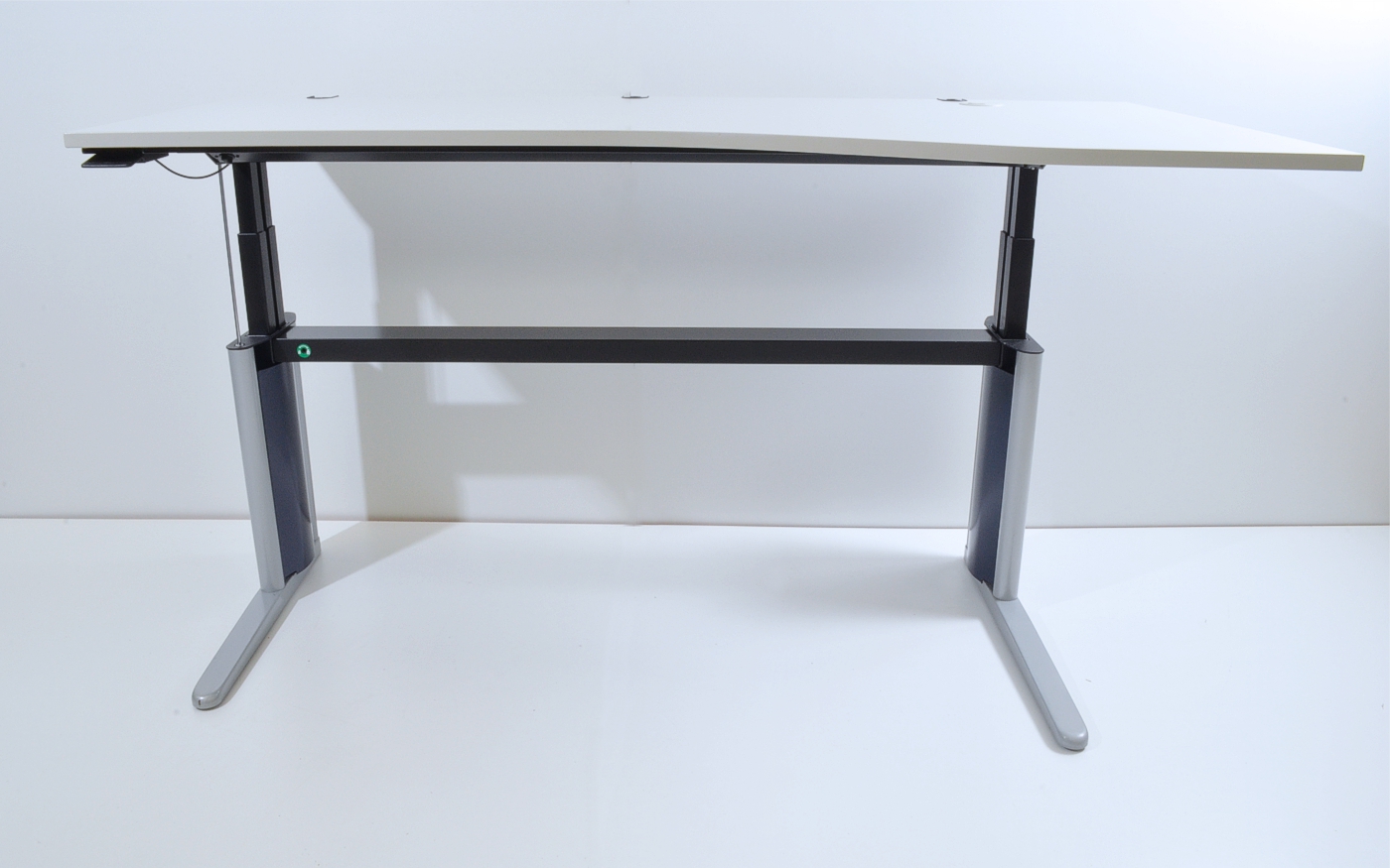 King Metra Lift - Schreibtisch 200 cm - höhenverstellbar - König + Neurath