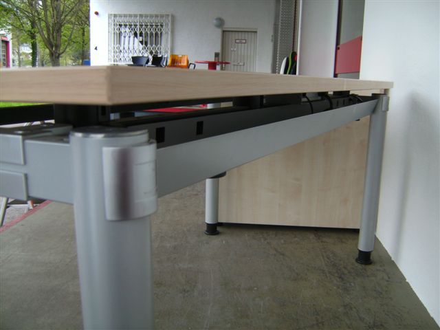 Schreibtisch - 160 cm - mit Standcontainer - Ahorn - Palmberg