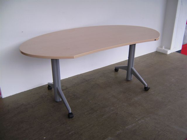 Freiform-Schreibtisch, rollbar - 180 cm - Ahorn - König + Neurath