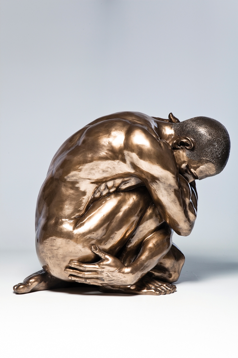 Deko Figur Nude Man Hug Bronze - Kare Design